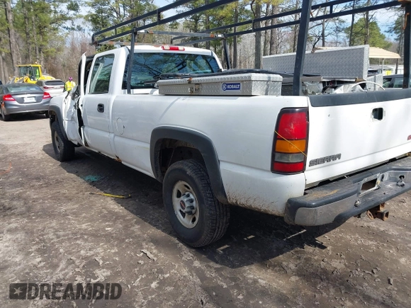 2006 GMC Sierra 2500HD Work Truck with VIN 1GTHC23U66F226795, listed as a IAAI auction lot 41663946 with Not provided miles and . Bid and sale history available at DreamBid. Image 3.