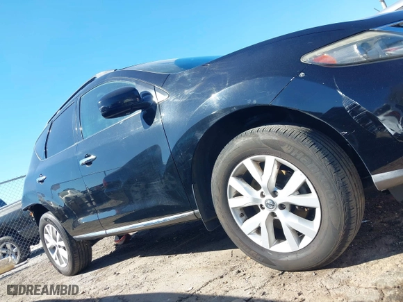 2011 Nissan Murano SV with VIN JN8AZ1MW2BW177233, listed as a IAAI auction lot 41674666 with 132,200 mi miles. Bid and sale history available at carsss.com. Image 13.