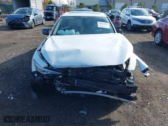 2014 Infiniti Q50 Premium with VIN JN1BV7AR4EM704334, listed as a IAAI auction lot 40922696 with 110,324 mi miles. Bid and sale history available at carsss.com. Image 6.