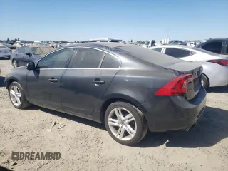 2015 Volvo S60 T5 Platinum with VIN YV1612TD2F2315861, listed as a Copart auction lot 68034954 with 93,786 mi miles and Salvage Title. Bid and sale history available at carsss.com. Image 2.