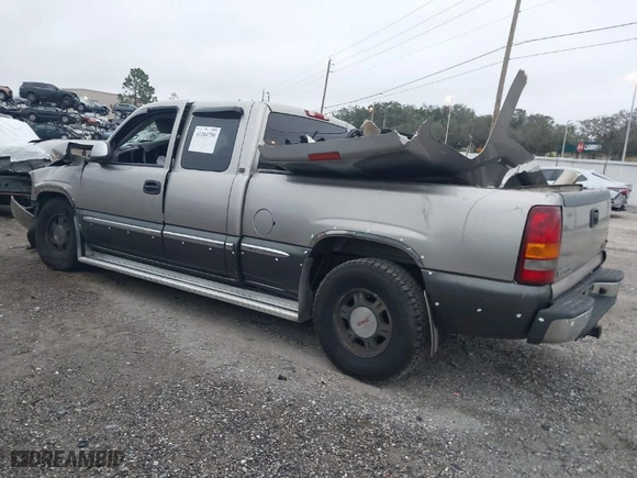 2000 GMC Sierra 1500 SLT with VIN 1GTEC19T9YZ326564, listed as a IAAI auction lot 41284750 with 327,416 mi miles. Bid and sale history available at carsss.com. Image 3.
