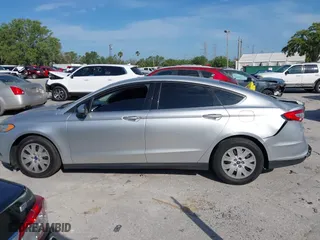 2014 Ford Fusion S with VIN 3FA6P0G7XER124010, listed as a IAAI auction lot 41899089 with 115,406 mi miles. Bid and sale history available at carsss.com. Image 14.