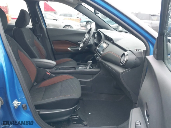 2022 Nissan Kicks SR with VIN 3N1CP5DVXNL507366, listed as a IAAI auction lot 41302567 with 43,268 mi miles. Bid and sale history available at carsss.com. Image 5.