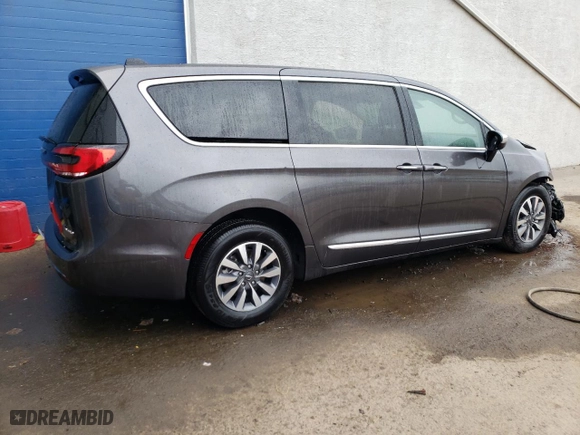 2023 Chrysler Pacifica Hybrid Limited with VIN 2C4RC1S74PR588693, listed as a Copart auction lot 72932704 with 10,241 mi miles and Salvage Title. Bid and sale history available at carsss.com. Image 3.