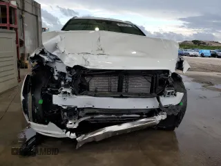 2018 Volvo XC60 Inscription with VIN LYVBR0DL9JB113226, listed as a Copart auction lot 49142223 with 26,520 mi miles. Bid and sale history available at carsss.com. Image 5.