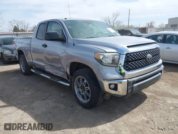 2018 Toyota Tundra 2WD SR with VIN 5TFRM5F16JX133735, listed as a IAAI auction lot 41818455 with 148,456 mi miles. Bid and sale history available at carsss.com. Image 1.