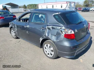 2010 Toyota Matrix with VIN 2T1KU4EE6AC385760, listed as a IAAI auction lot 41929939 with 209,599 mi miles. Bid and sale history available at carsss.com. Image 3.