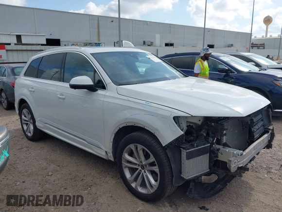 2025 Audi Q7 Premium Plus with VIN WA1LVBF78SD016144, listed as a IAAI auction lot 42784229 with 21,547 mi miles and . Bid and sale history available at DreamBid. Image 14.