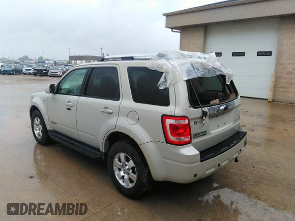 2008 Ford Escape Limited with VIN 1FMCU94108KB33832, listed as a IAAI auction lot 36684133 with 199,192 mi miles. Bid and sale history available at carsss.com. Image 3.