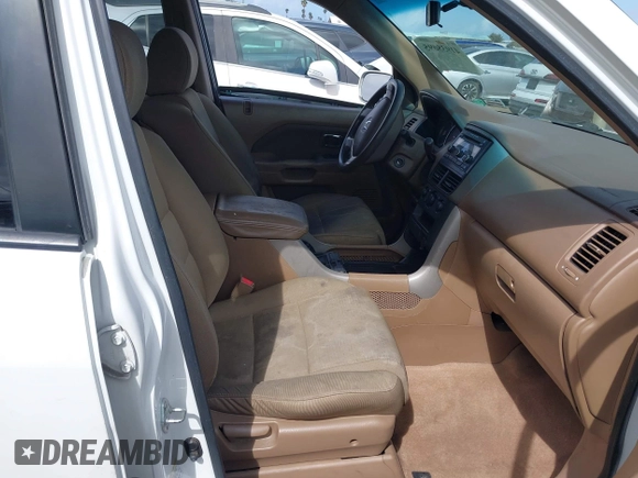 2008 Honda Pilot VP with VIN 5FNYF28258B012015, listed as a IAAI auction lot 41938695 with 181,967 mi miles and . Bid and sale history available at DreamBid. Image 5.