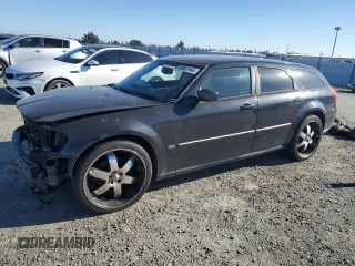 2007 Dodge Magnum with VIN 2D4FV47V77H615125, listed as a Copart auction lot 89007445 with 135,641 mi miles and Salvage Title. Bid and sale history available at carsss.com. Image 1.