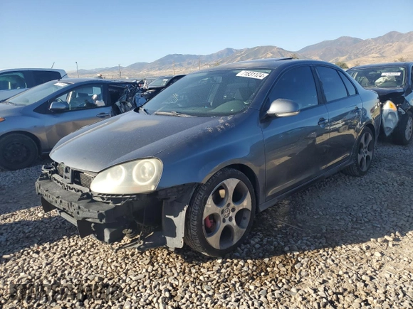 2008 Volkswagen Jetta GLI z VIN 3VWDJ71K48M179527, wystawiony jako Copart lot #71831124 z przebiegiem 199 028 mil mil oraz Szkoda całkowita • Salvage title. Historia ofert i sprzedaży dostępna na DreamBid. Obrazek 1.