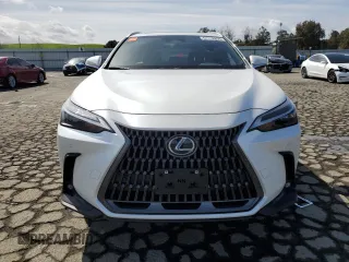 2022 Lexus NX 350h Premium z VIN JTJGKCEZ7N5002255, wystawiony jako Copart lot #51118855 z przebiegiem 22 070 mil mil oraz Szkody całkowita. Historia ofert i sprzedaży dostępna na DreamBid. Obrazek 5.