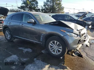 2016 Infiniti QX70 z VIN JN8CS1MW9GM753027, wystawiony jako Copart lot #42590825 z przebiegiem 108 819 mil mil oraz Szkoda całkowita • Salvage title. Historia ofert i sprzedaży dostępna na DreamBid. Obrazek 4.