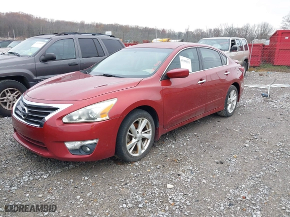 2015 Nissan Altima 2.5 S with VIN 1N4AL3AP2FC216406, listed as a IAAI auction lot 41098331 with 162,239 mi miles. Bid and sale history available at carsss.com. Image 2.