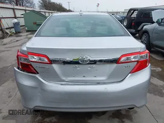 2014 Toyota Camry SE with VIN 4T1BK1FK7EU540975, listed as a IAAI auction lot 41673926 with 190,036 mi miles. Bid and sale history available at carsss.com. Image 16.