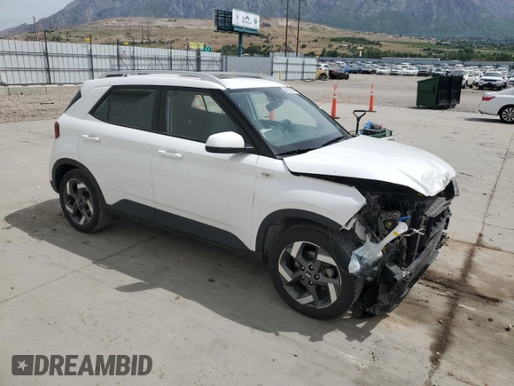 2022 Hyundai Venue SEL with VIN KMHRC8A38NU208306, listed as a Copart auction lot 58623695 with 20,122 mi miles and Salvage title. Bid and sale history available at DreamBid. Image 4.