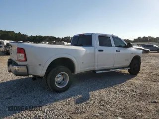 2019 Ram 3500 Tradesman with VIN 3C63RRGL4KG591799, listed as a Copart auction lot 74975454 with 140,736 mi miles and Salvage Title. Bid and sale history available at carsss.com. Image 3.