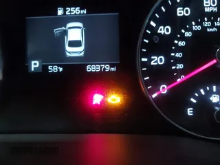 2020 Kia Forte GT-Line z VIN 3KPF34AD3LE206998, wystawiony jako IAAI lot #41913481 z przebiegiem 68 379 mil mil oraz . Historia ofert i sprzedaży dostępna na DreamBid. Obrazek 16.