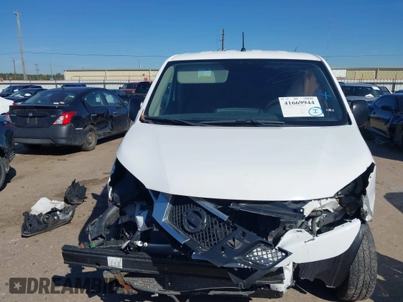 2017 Nissan NV200 S with VIN 3N6CM0KNXHK721745, listed as a IAAI auction lot 41669944 with Not provided miles and . Bid and sale history available at DreamBid. Image 12.