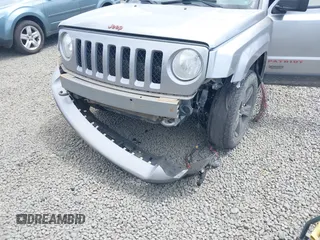 2016 Jeep Patriot Sport with VIN 1C4NJRBB2GD673039, listed as a IAAI auction lot 42385540 with Not provided miles and . Bid and sale history available at DreamBid. Image 6.