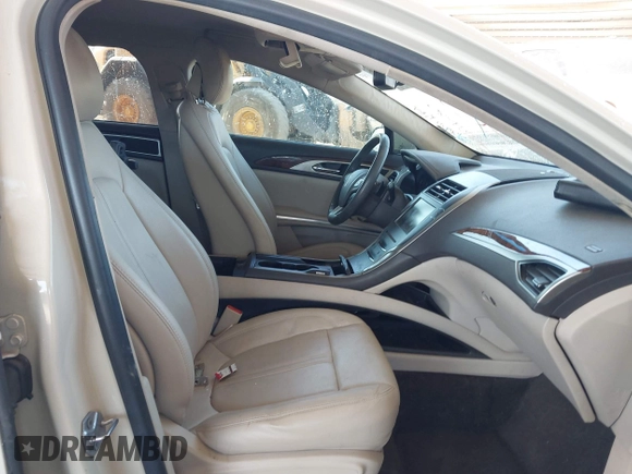 2016 Lincoln MKZ with VIN 3LN6L2G95GR634380, listed as a IAAI auction lot 42375739 with 81,741 mi miles and . Bid and sale history available at DreamBid. Image 5.