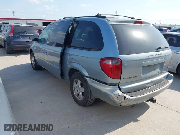 2005 Dodge Caravan SXT with VIN 2D4GP44L25R585797, listed as a IAAI auction lot 42025550 with 232,161 mi miles. Bid and sale history available at carsss.com. Image 3.