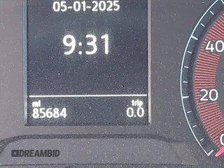 2020 Volkswagen Jetta S z VIN 3VWC57BU6LM102957, wystawiony jako IAAI lot #42170386 z przebiegiem 85 684 mil mil oraz . Historia ofert i sprzedaży dostępna na DreamBid. Obrazek 16.