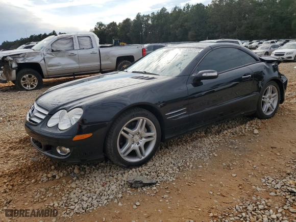 2007 Mercedes-Benz SL-Class 5.5L V8 with VIN WDBSK71F57F130540, listed as a Copart auction lot 43042515 with 82,744 mi miles and Salvage Title. Bid and sale history available at carsss.com. Image 1.