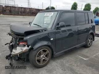 2006 Scion xB z VIN JTLKT324364067506, wystawiony jako Copart lot #59874035 z przebiegiem 190 577 mil mil oraz Szkoda całkowita • Salvage title. Historia ofert i sprzedaży dostępna na DreamBid. Obrazek 1.