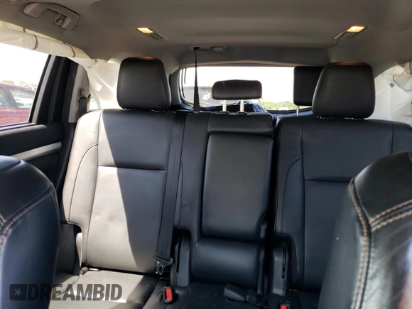 2018 Toyota Highlander SE with VIN 5TDJZRFH1JS880264, listed as a Copart auction lot 57509965 with 93,064 mi miles and Salvage title. Bid and sale history available at DreamBid. Image 10.