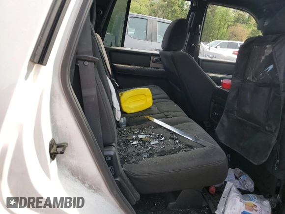 2015 Ford Expedition XLT z VIN 1FMJU1JT3FEF39744, wystawiony jako Copart lot #53381645 z przebiegiem Nie podano mil oraz Szkoda całkowita • Salvage title. Historia ofert i sprzedaży dostępna na DreamBid. Obrazek 11.