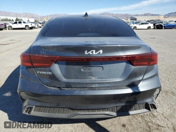2022 Kia Forte LXS with VIN 3KPF24AD9NE436423, listed as a Copart auction lot 47824565 with 38,229 mi miles and Salvage Title. Bid and sale history available at carsss.com. Image 6.