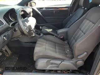 2012 Volkswagen GTI w/Conv & Sunroof с VIN WVWEV7AJ5CW145480, выставлен на аукционе Copart как лот 71466434 с пробегом Не указан миль и Списание • Salvage title. История ставок и продаж доступна на DreamBid. Изображение 7.