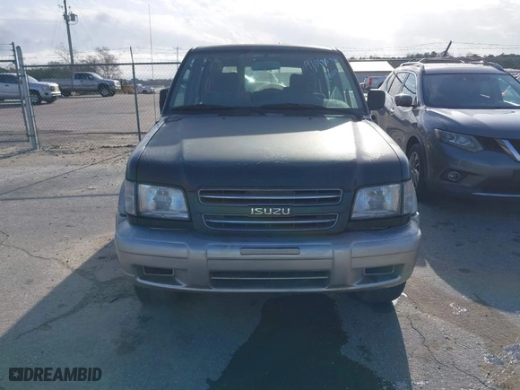 2000 Isuzu Trooper S with VIN JACDS58X9Y7J08094, listed as a IAAI auction lot 41818546 with 154,927 mi miles. Bid and sale history available at carsss.com. Image 6.