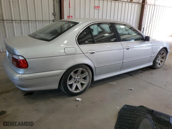 2002 BMW 5 Series 525iA with VIN WBADT43432GZ95394, listed as a Copart auction lot 76688814 with 140,182 mi miles and Clean Title. Bid and sale history available at carsss.com. Image 3.