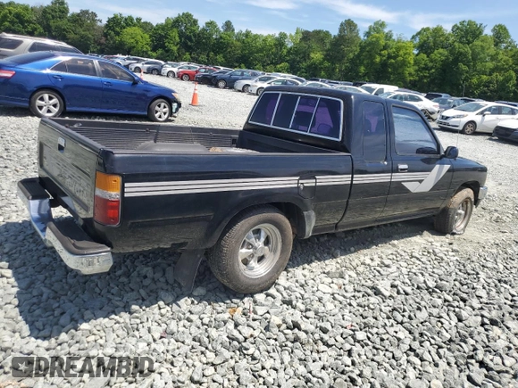 1989 Toyota Pickup с VIN JT4RN93SXK5002435, выставлен на аукционе Copart как лот 55853975 с пробегом 69 780 миль миль и Чистый • Clean title. История ставок и продаж доступна на DreamBid. Изображение 3.