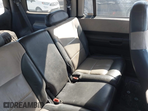 2001 Dodge Durango z VIN 1B4HS28Z11F588935, wystawiony jako IAAI lot #42045385 z przebiegiem 263 140 mil mil oraz . Historia ofert i sprzedaży dostępna na DreamBid. Obrazek 8.