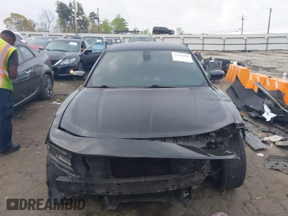 2018 Dodge Charger SXT Plus with VIN 2C3CDXHG3JH323343, listed as a IAAI auction lot 41948905 with 158,543 mi miles and . Bid and sale history available at carsss.com. Image 13.