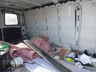 2014 Chevrolet Express Cargo z VIN 1GCWGGBA3E1109722, wystawiony jako IAAI lot #41845284 z przebiegiem 224 334 mil mil oraz . Historia ofert i sprzedaży dostępna na DreamBid. Obrazek 8.
