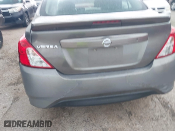 2016 Nissan Versa S Plus z VIN 3N1CN7AP7GL890158, wystawiony jako IAAI lot #42490338 z przebiegiem 180 520 mil mil oraz . Historia ofert i sprzedaży dostępna na DreamBid. Obrazek 6.