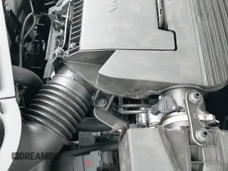 2025 Honda Pilot Elite с VIN 5FNYG1H81SB113748, выставлен на аукционе IAAI как лот 42726416 с пробегом 4 085 миль миль и . История ставок и продаж доступна на DreamBid. Изображение 19.