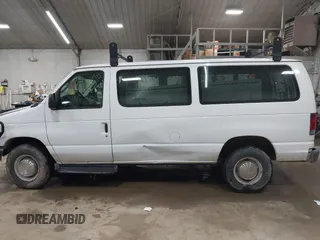 2006 Ford Econoline Passenger XL with VIN 1FBNE31LX6DB02171, listed as a IAAI auction lot 42084666 with 86,624 mi miles. Bid and sale history available at carsss.com. Image 14.
