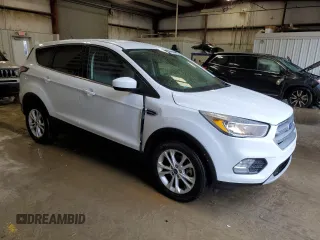 2017 Ford Escape SE with VIN 1FMCU9GD8HUB05755, listed as a Copart auction lot 47871215 with 104,903 mi miles and Clean Title. Bid and sale history available at DreamBid. Image 4.