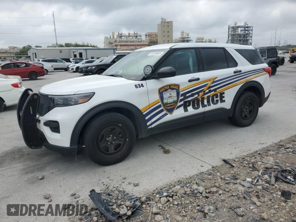 2023 Ford Police Interceptor Utility z VIN 1FM5K8AB9PGA62413, wystawiony jako Copart lot #51018865 z przebiegiem Nie podano mil oraz Szkoda całkowita • Salvage title. Historia ofert i sprzedaży dostępna na DreamBid. Obrazek 1.