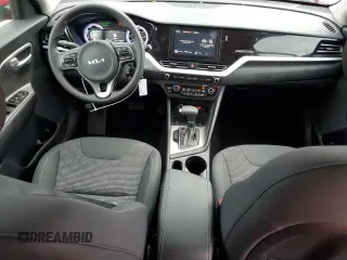 2022 Kia Niro LXS SE with VIN KNDCB3LC2N5525358, listed as a Copart auction lot 79287124 with 26,434 mi miles and Salvage Title. Bid and sale history available at carsss.com. Image 8.