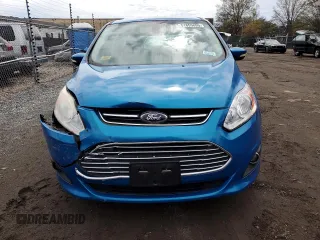 2014 Ford C-Max SEL with VIN 1FADP5BU3EL501129, listed as a Copart auction lot 51855895 with 67,462 mi miles and Salvage Title. Bid and sale history available at DreamBid. Image 5.