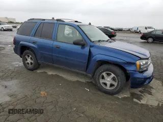 2006 Chevrolet TrailBlazer LS with VIN 1GNDS13S662213313, listed as a Copart auction lot 50398325 with 198,860 mi miles and Salvage Title. Bid and sale history available at DreamBid. Image 4.