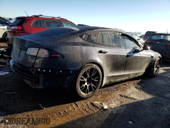 2024 Tesla Model S with VIN 5YJSA1E55RF534643, listed as a Copart auction lot 46422475 with Not provided miles and Salvage title. Bid and sale history available at DreamBid. Image 3.