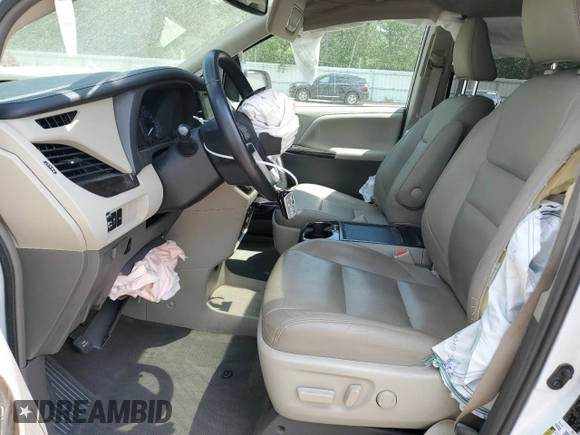 2019 Toyota Sienna XLE with VIN 5TDDZ3DC5KS223390, listed as a Copart auction lot 53304615 with 85,214 mi miles and Salvage title. Bid and sale history available at DreamBid. Image 7.